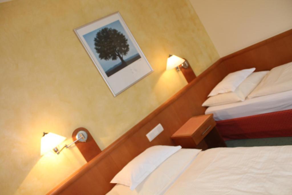Landgasthof Hotel Muhr Gallbrunn Extérieur photo